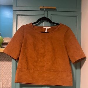 ✨3 for $10✨ BCBGeneration Small Brown Box Top